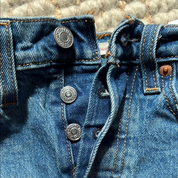 LEVI’S High Rise Wedgie Jean - Picture 5 of 6